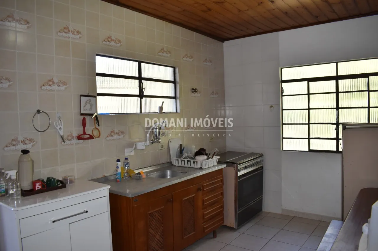 Casa à venda de 1.000 m² em Campos do Jordão, SP, Brasil
