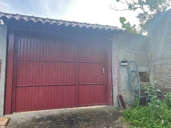 Chácara à venda de 883 m² em Porto Alegre, RS, Brasil