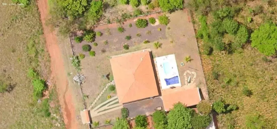 Fazenda à venda de 2.000 ha em Altinópolis, SP, Brasil