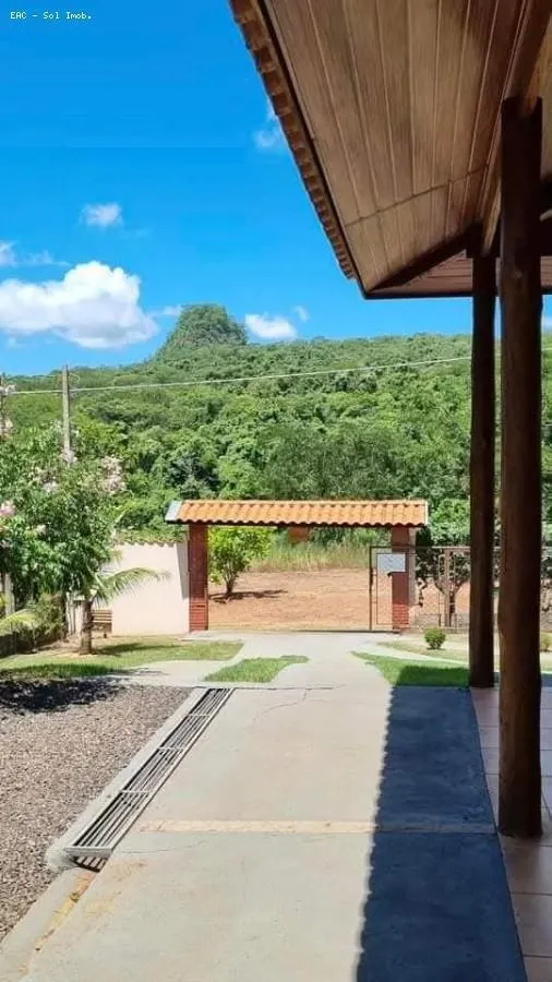 Fazenda à venda de 2.000 ha em Altinópolis, SP, Brasil