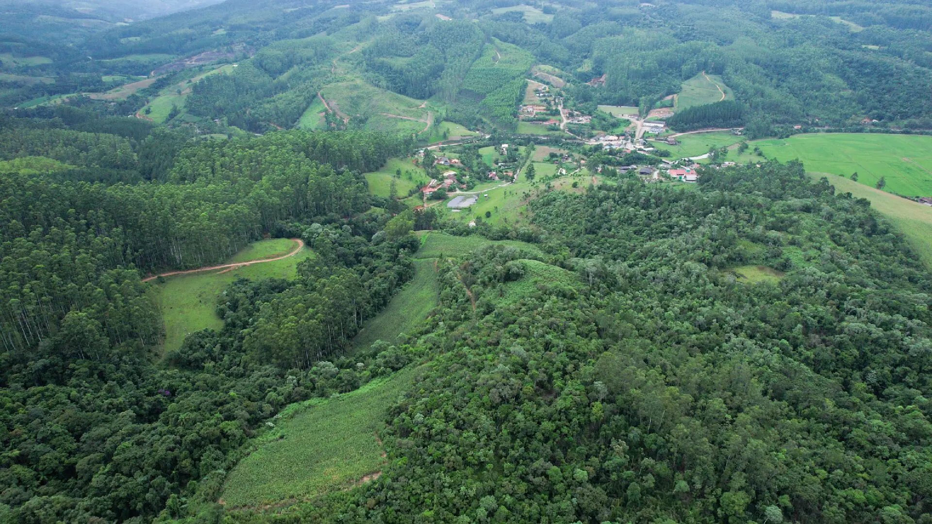 Terreno à venda de 2 ha em Vitor Meireles, SC, Brasil