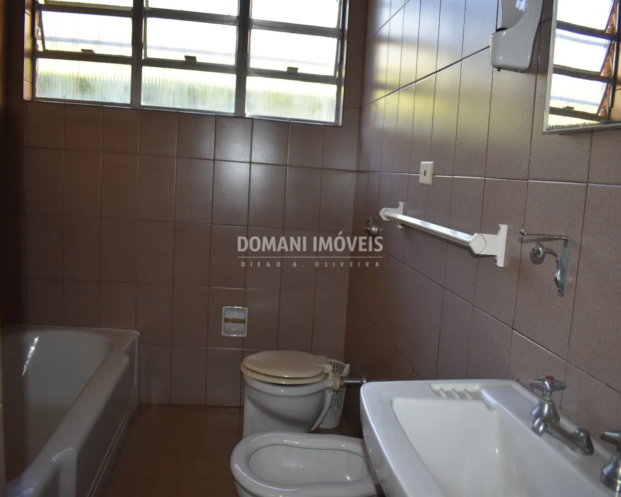 House for sale of 1 acres in Campos do Jordão, SP, Brazil