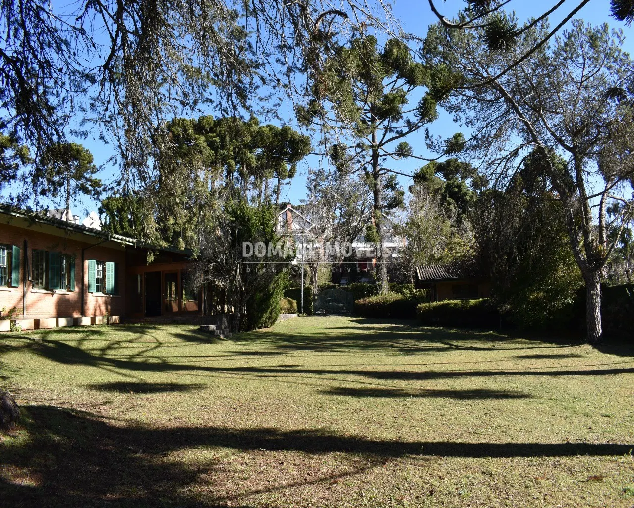 House for sale of 1 acres in Campos do Jordão, SP, Brazil