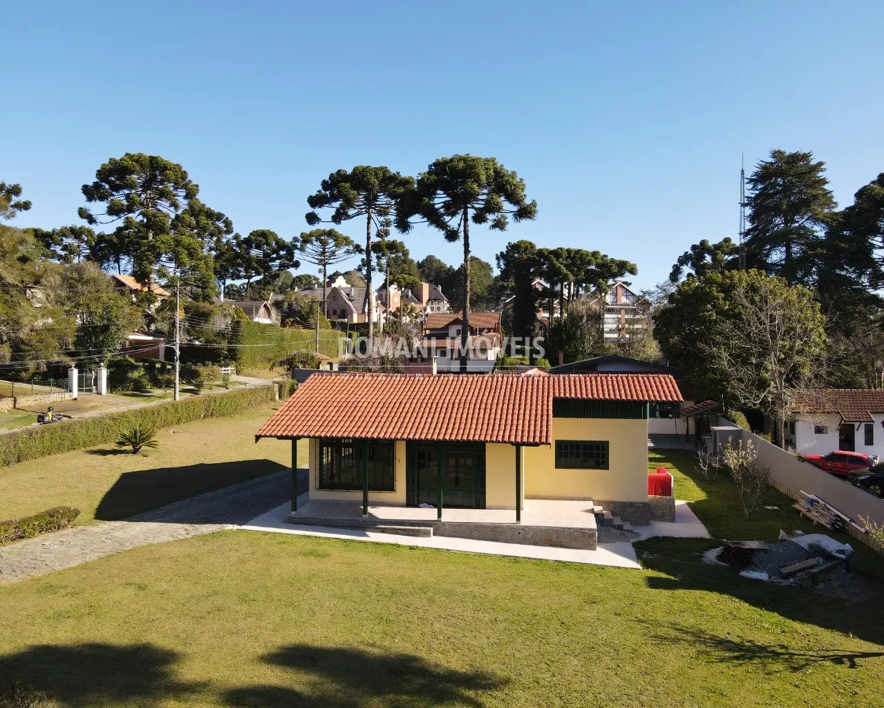 House for sale of 1 acres in Campos do Jordão, SP, Brazil