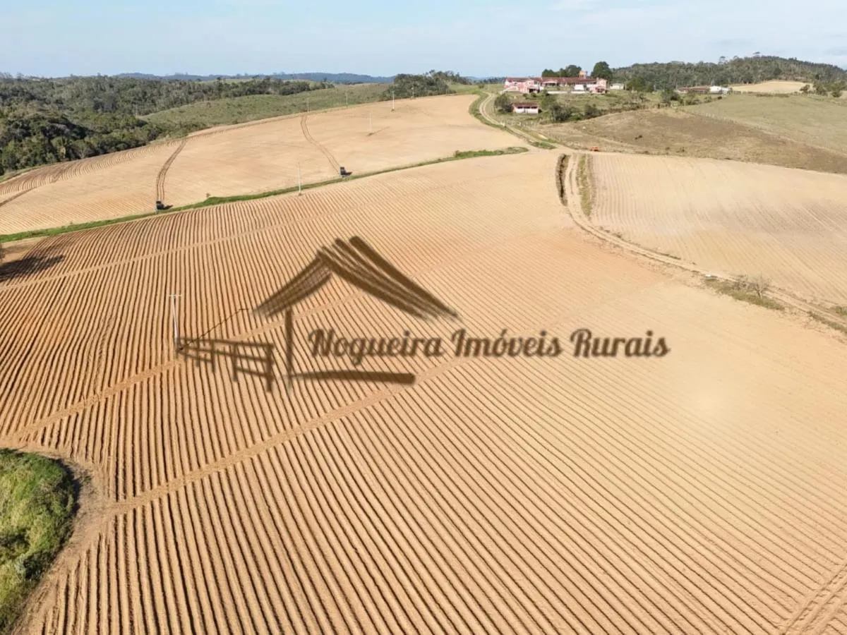 Fazenda à venda de 121 ha em São Miguel Arcanjo, SP, Brasil