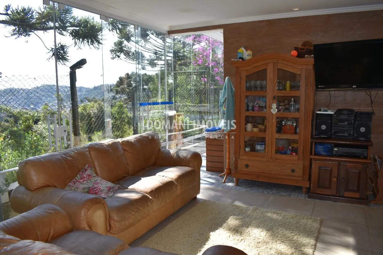 Casa à venda de 2.180 m² em Campos do Jordão, SP, Brasil