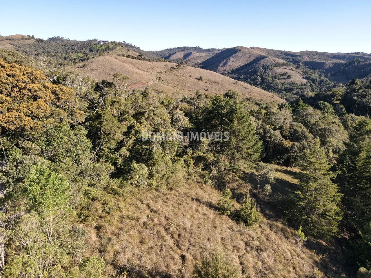 Plot for sale of 2,910 m² in Campos do Jordão, SP, Brazil