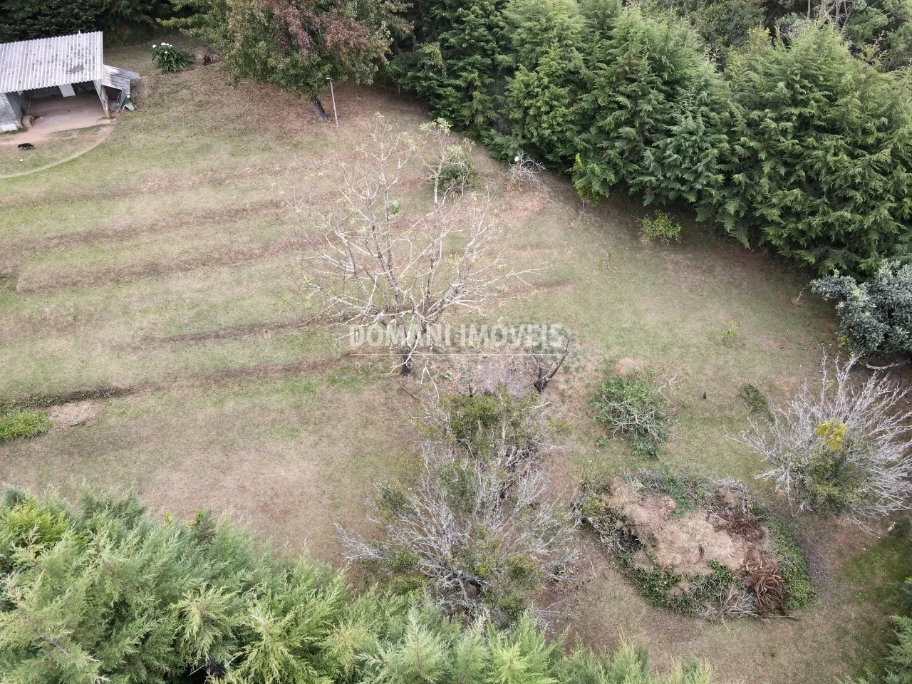 Terreno à venda de 1.590 m² em Campos do Jordão, SP, Brasil