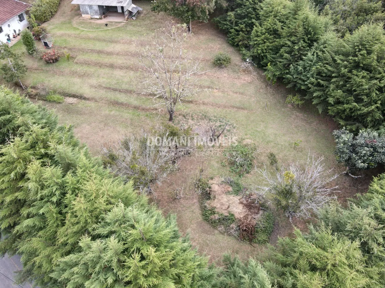 Terreno à venda de 1.590 m² em Campos do Jordão, SP, Brasil