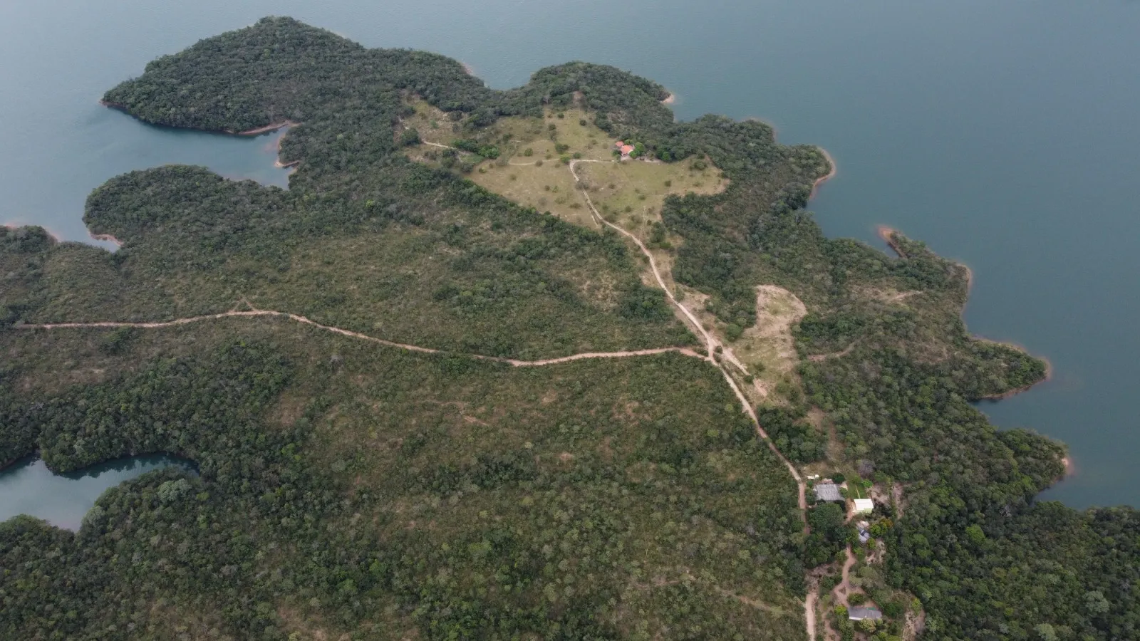 Fazenda à venda de 250 ha em Luziânia, GO, Brasil