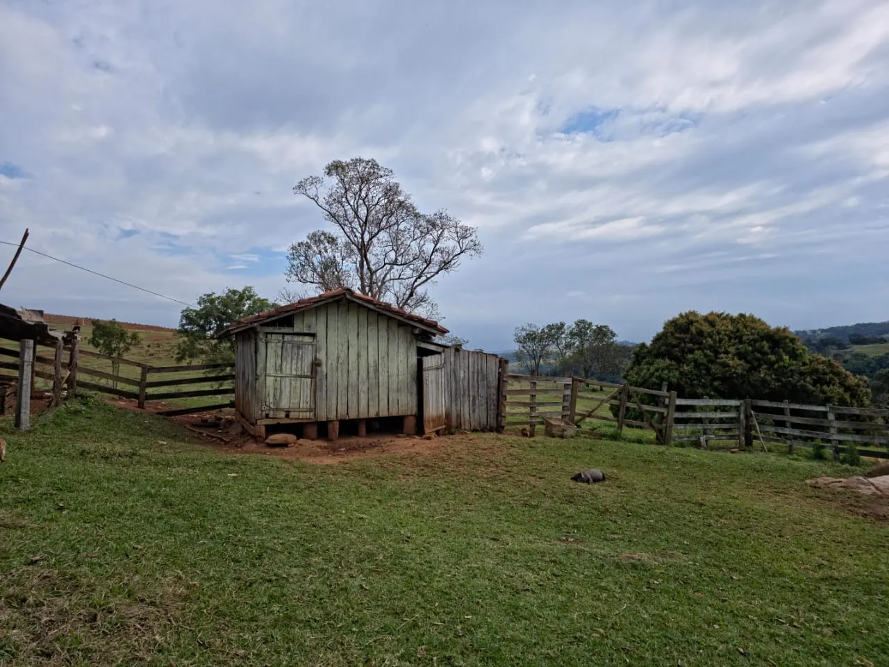 Fazenda à venda de 87 ha em Pardinho, SP, Brasil