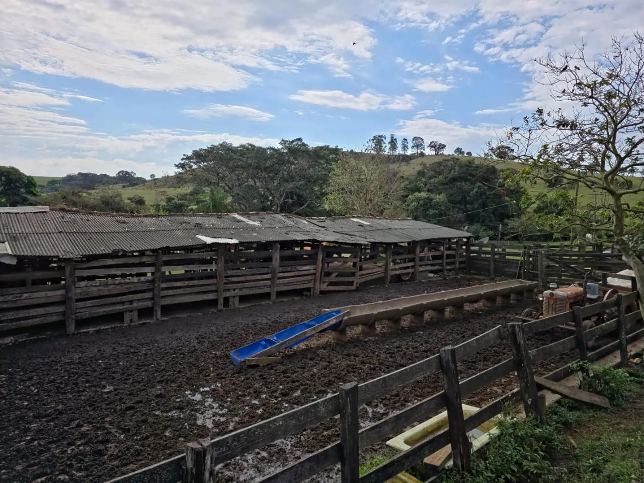 Fazenda à venda de 87 ha em Pardinho, SP, Brasil