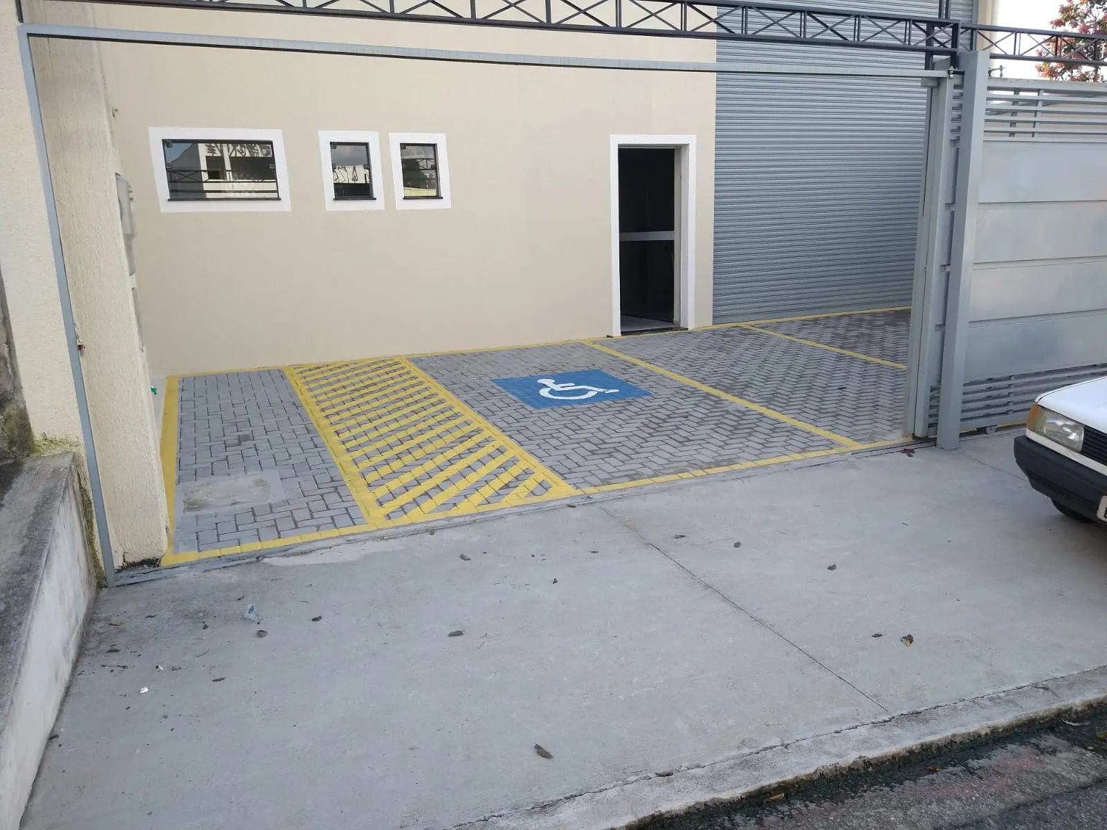 Comercial à venda de 275 m² em Jacareí, SP, Brasil