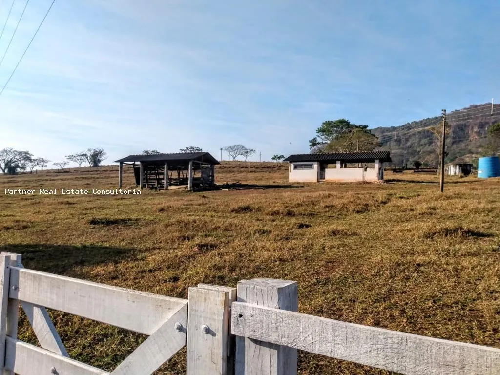 Fazenda à venda de 64 ha em Itirapina, SP, Brasil