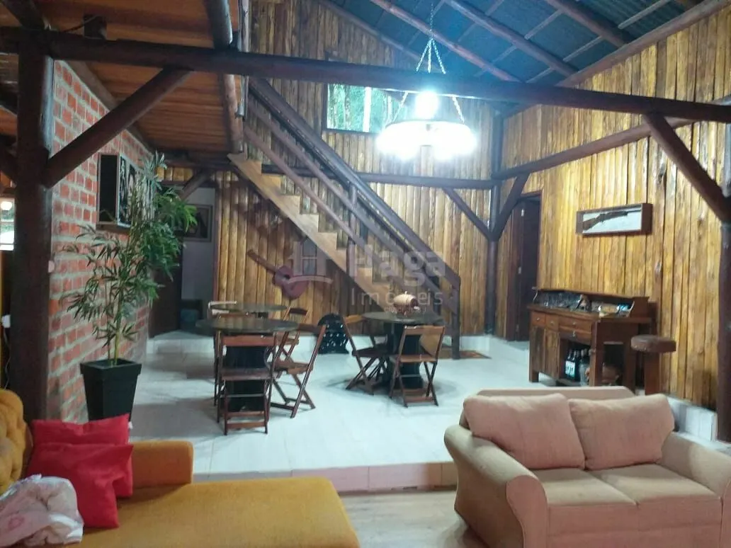 Fazenda à venda e para Arrendar de 2 ha em Rio dos Cedros, SC, Brasil