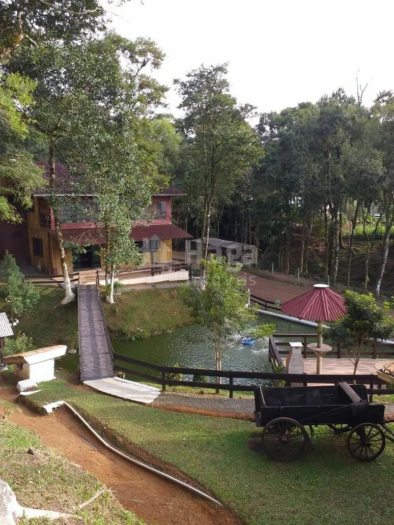Fazenda à venda e para Arrendar de 2 ha em Rio dos Cedros, SC, Brasil