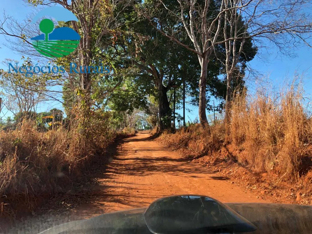 Fazenda à venda de 1.055 ha em Formoso, GO, Brasil