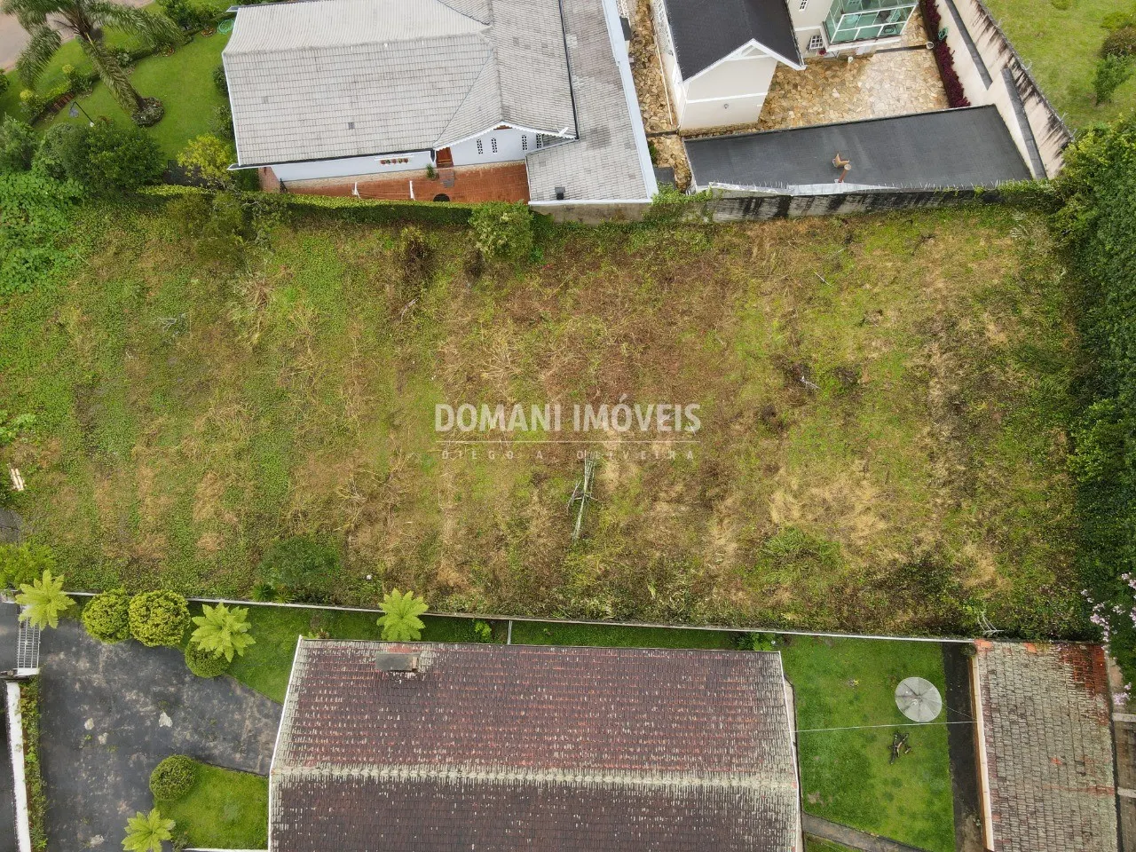 Terreno à venda de 1.060 m² em Campos do Jordão, SP, Brasil