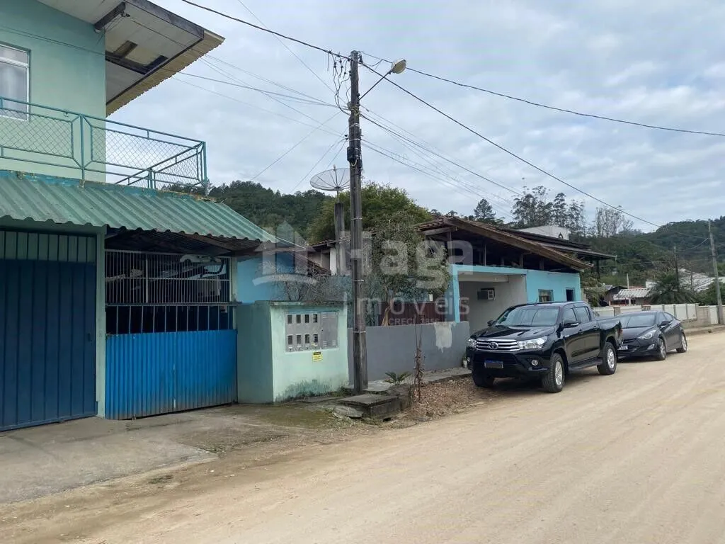 Casa à venda e para Alugar de 700 m² em Guabiruba, SC, Brasil