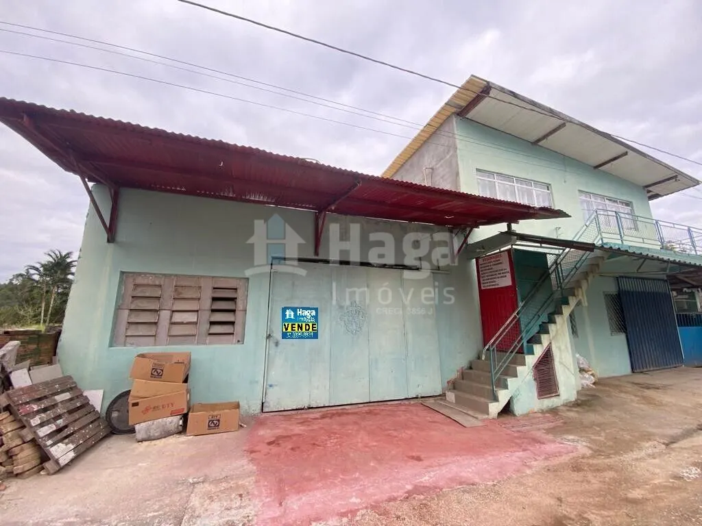 Casa à venda e para Alugar de 700 m² em Guabiruba, SC, Brasil