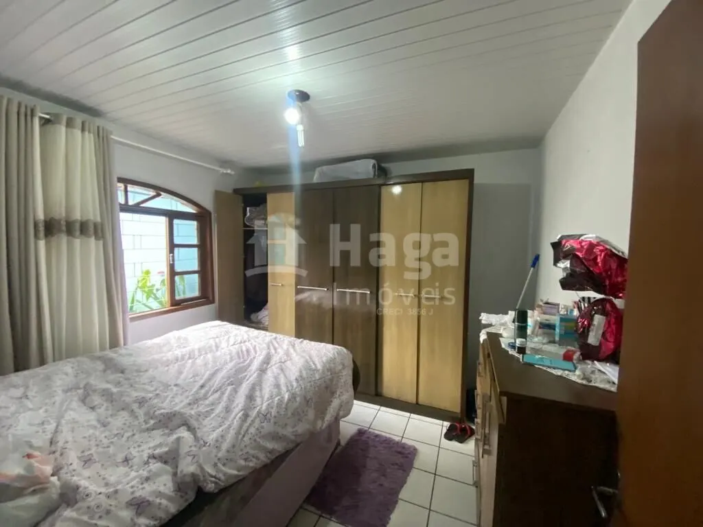 Casa à venda e para Alugar de 700 m² em Guabiruba, SC, Brasil