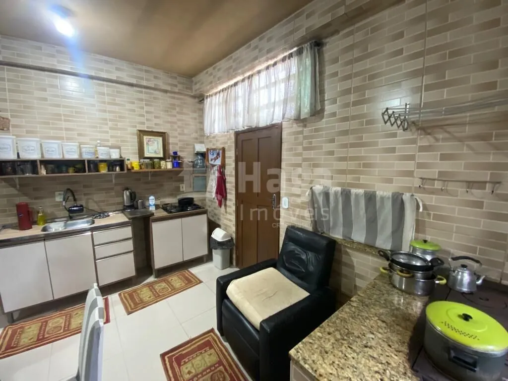 Casa à venda e para Alugar de 700 m² em Guabiruba, SC, Brasil