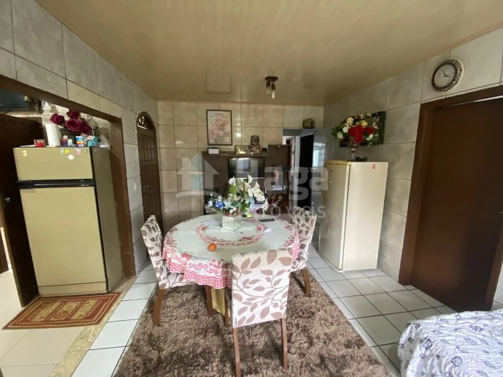 Casa à venda e para Alugar de 700 m² em Guabiruba, SC, Brasil