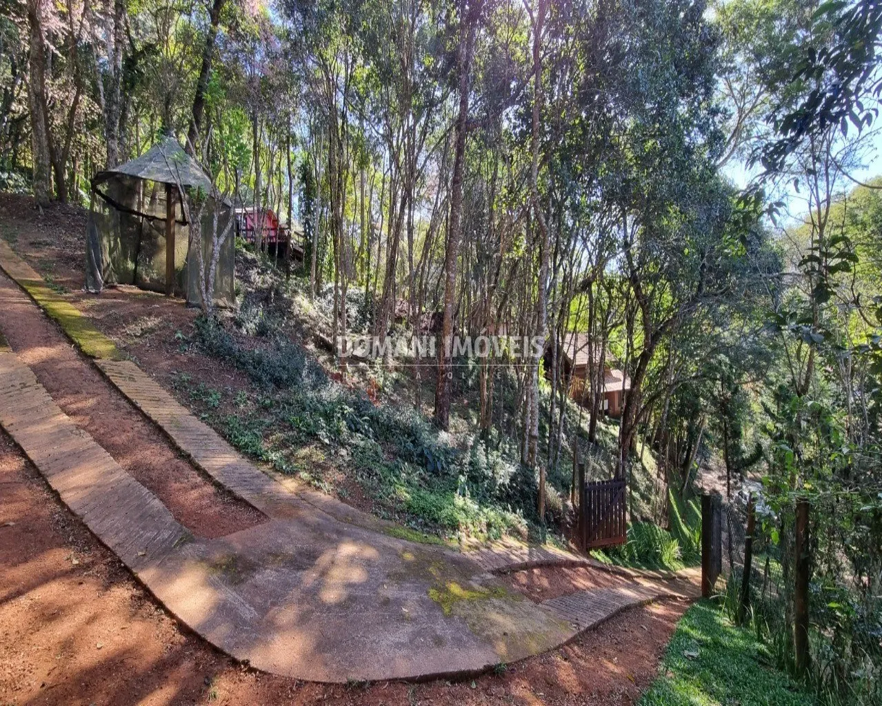 Terreno à venda de 2.010 m² em Santo Antônio do Pinhal, SP, Brasil