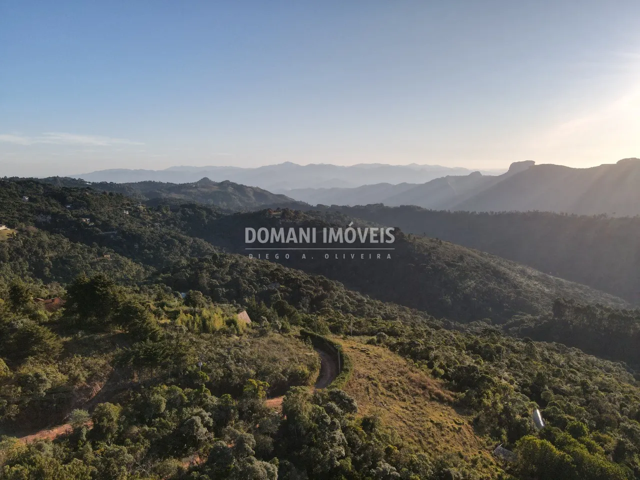 Plot for sale of 1,010 m² in Campos do Jordão, SP, Brazil