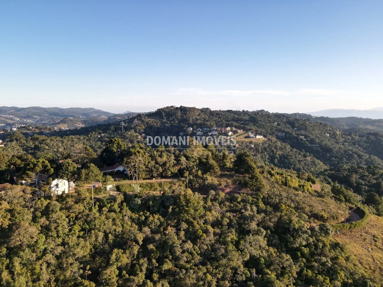 Plot for sale of 1,010 m² in Campos do Jordão, SP, Brazil