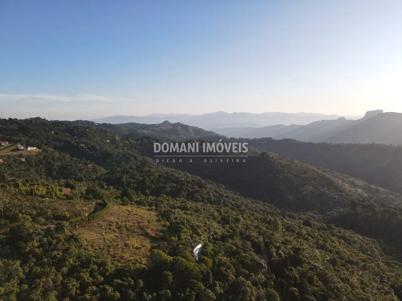 Plot for sale of 1,010 m² in Campos do Jordão, SP, Brazil