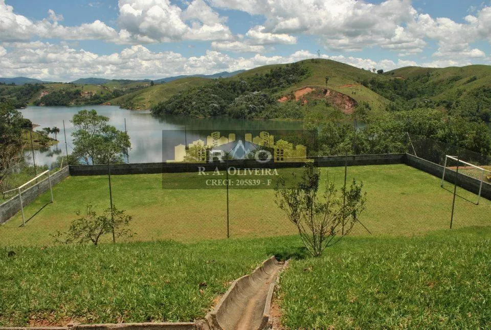 Small farm for sale of 33 acres in Santa Isabel, SP, Brazil