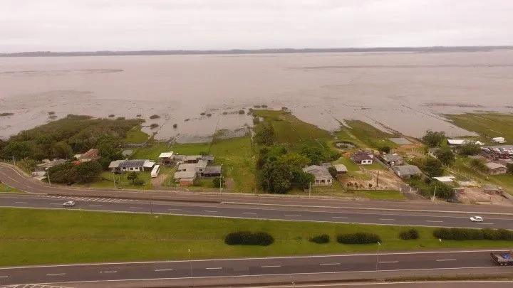 Chácara à venda de 2.900 m² em Três Cachoeiras, RS, Brasil