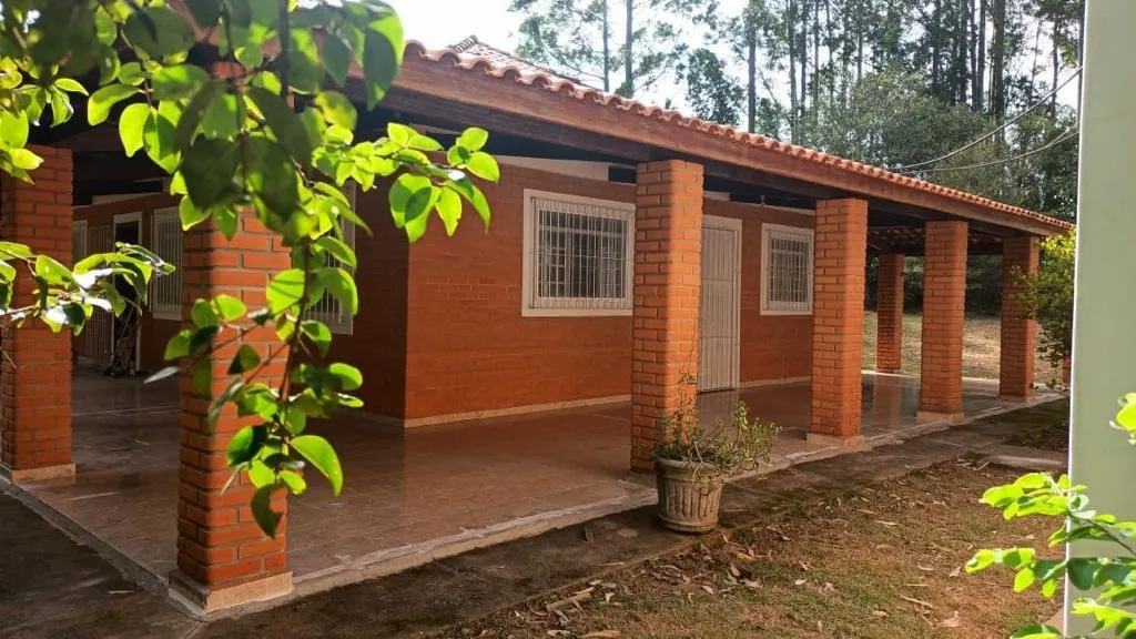 Chácara à venda de 9.700 m² em Alambari, SP, Brasil