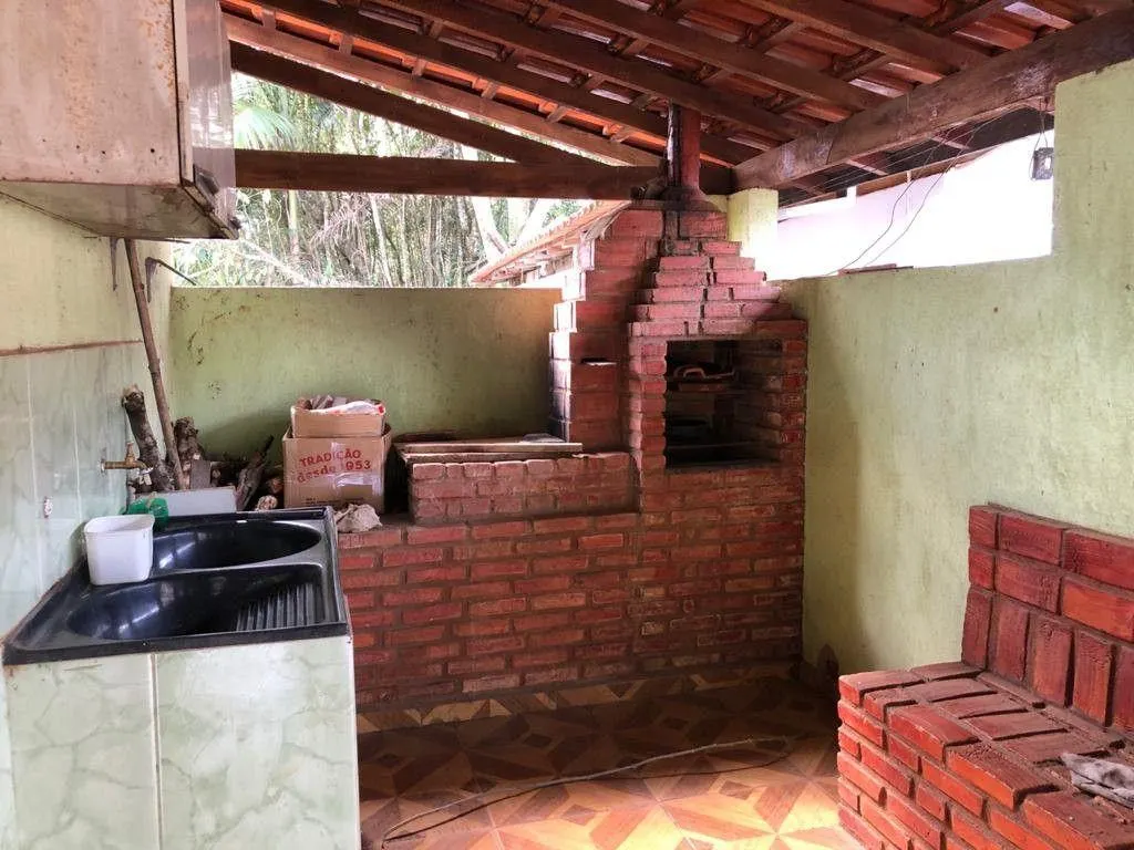 Chácara à venda de 2.400 m² em Pouso Alegre, MG, Brasil