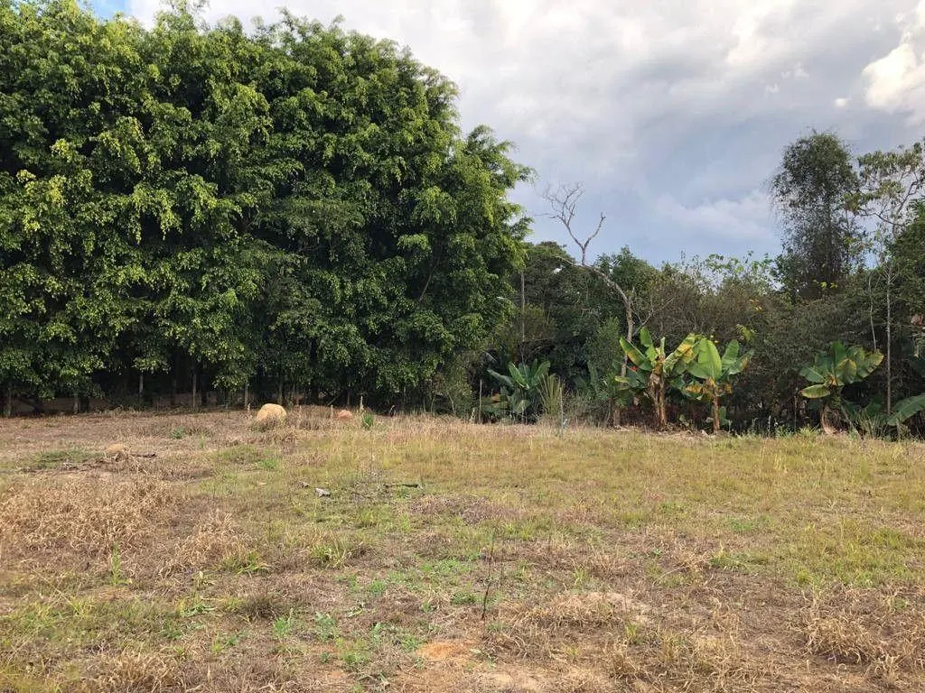 Chácara à venda de 2.400 m² em Pouso Alegre, MG, Brasil