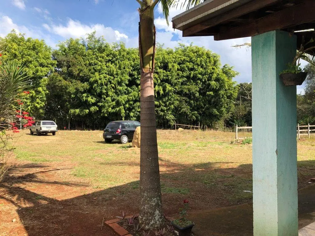 Chácara à venda de 2.400 m² em Pouso Alegre, MG, Brasil