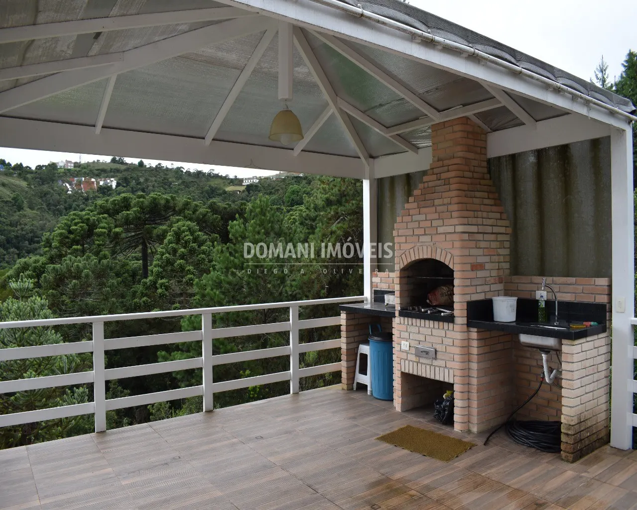Casa à venda de 4.500 m² em Campos do Jordão, SP, Brasil