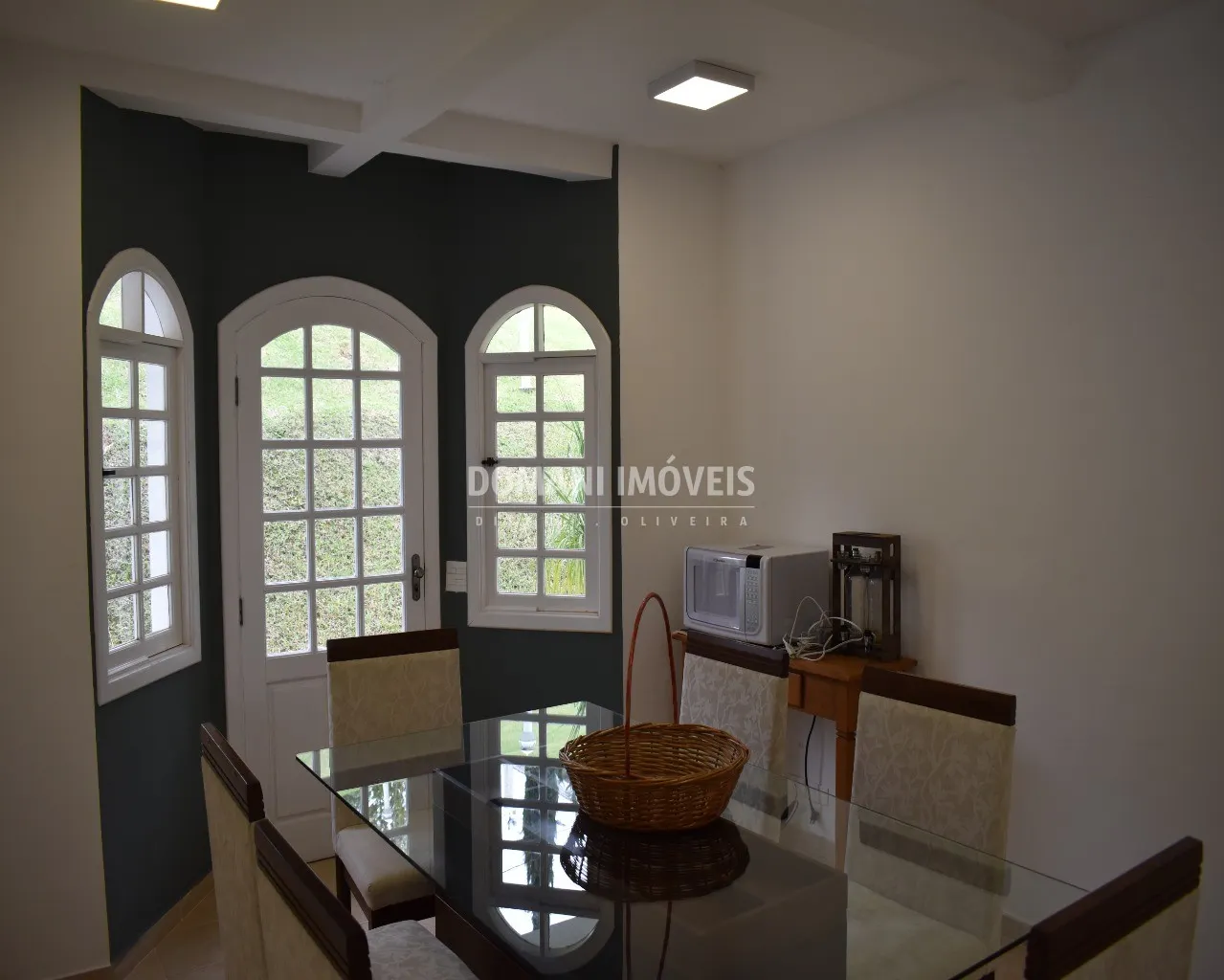 Casa à venda de 4.500 m² em Campos do Jordão, SP, Brasil