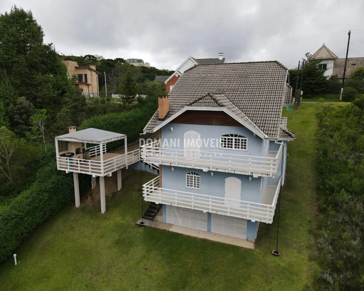 Casa à venda de 4.500 m² em Campos do Jordão, SP, Brasil