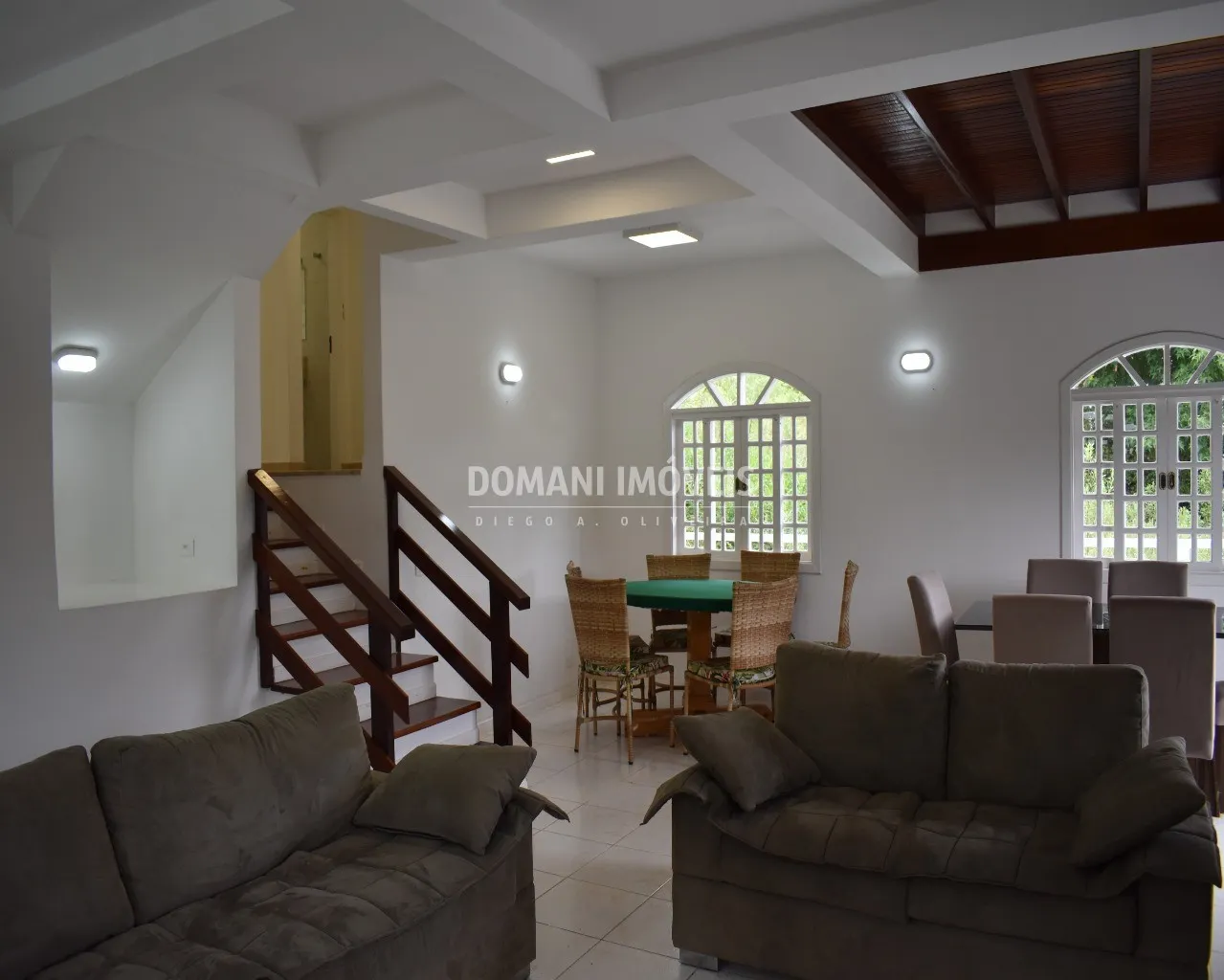 Casa à venda de 4.500 m² em Campos do Jordão, SP, Brasil