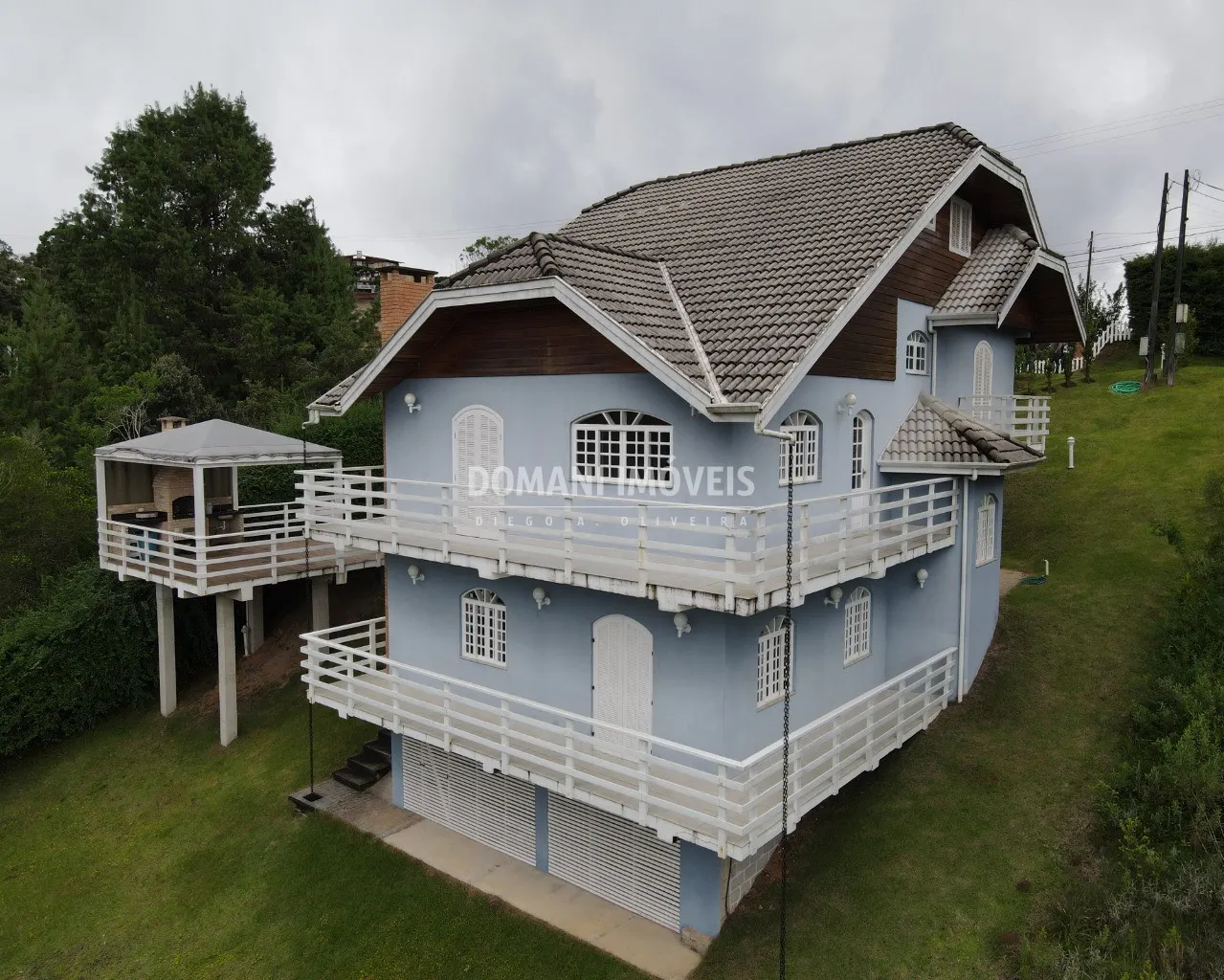 Casa à venda de 4.500 m² em Campos do Jordão, SP, Brasil