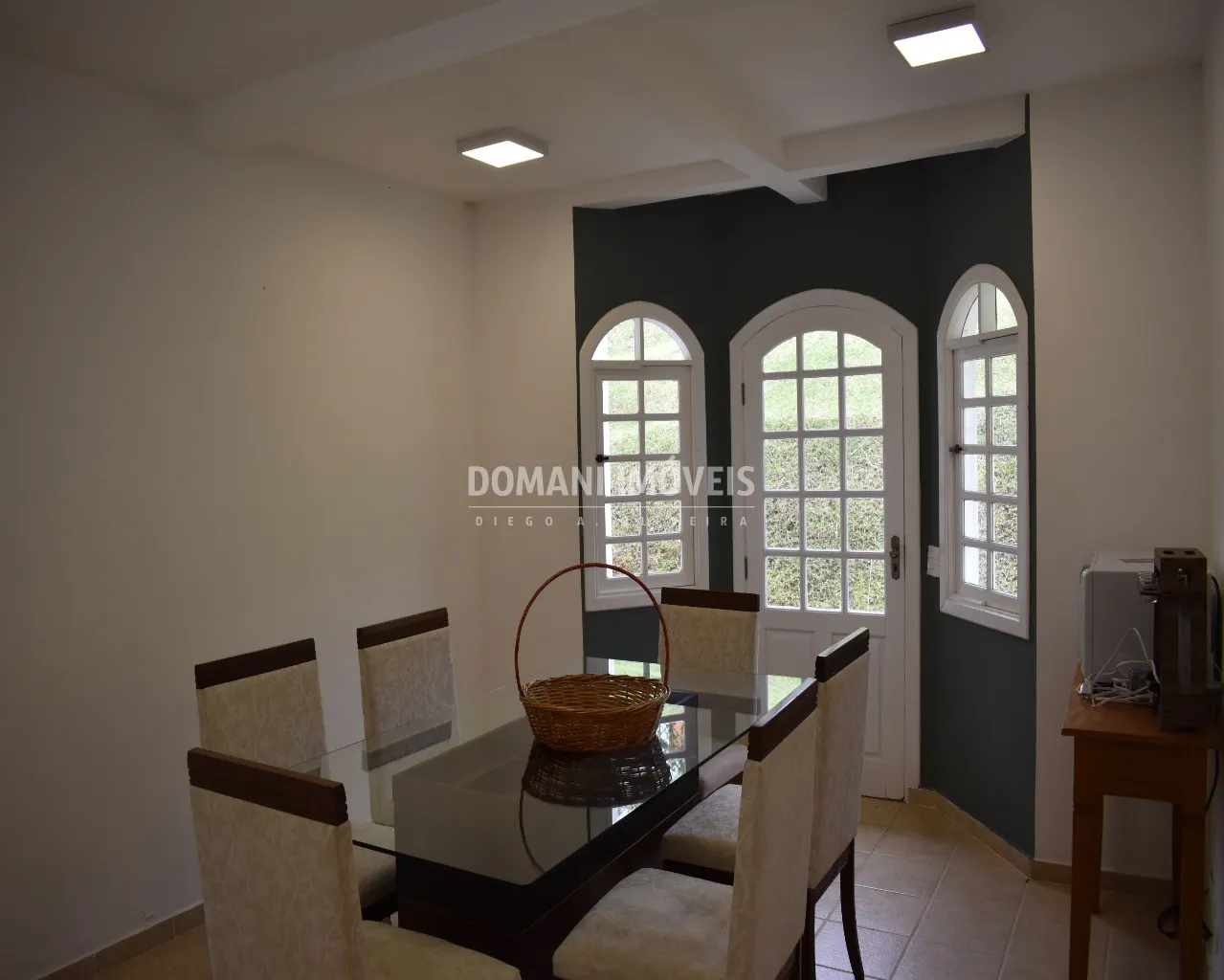 Casa à venda de 4.500 m² em Campos do Jordão, SP, Brasil