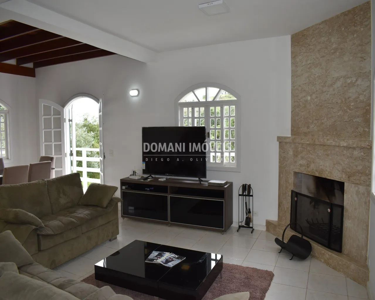 Casa à venda de 4.500 m² em Campos do Jordão, SP, Brasil