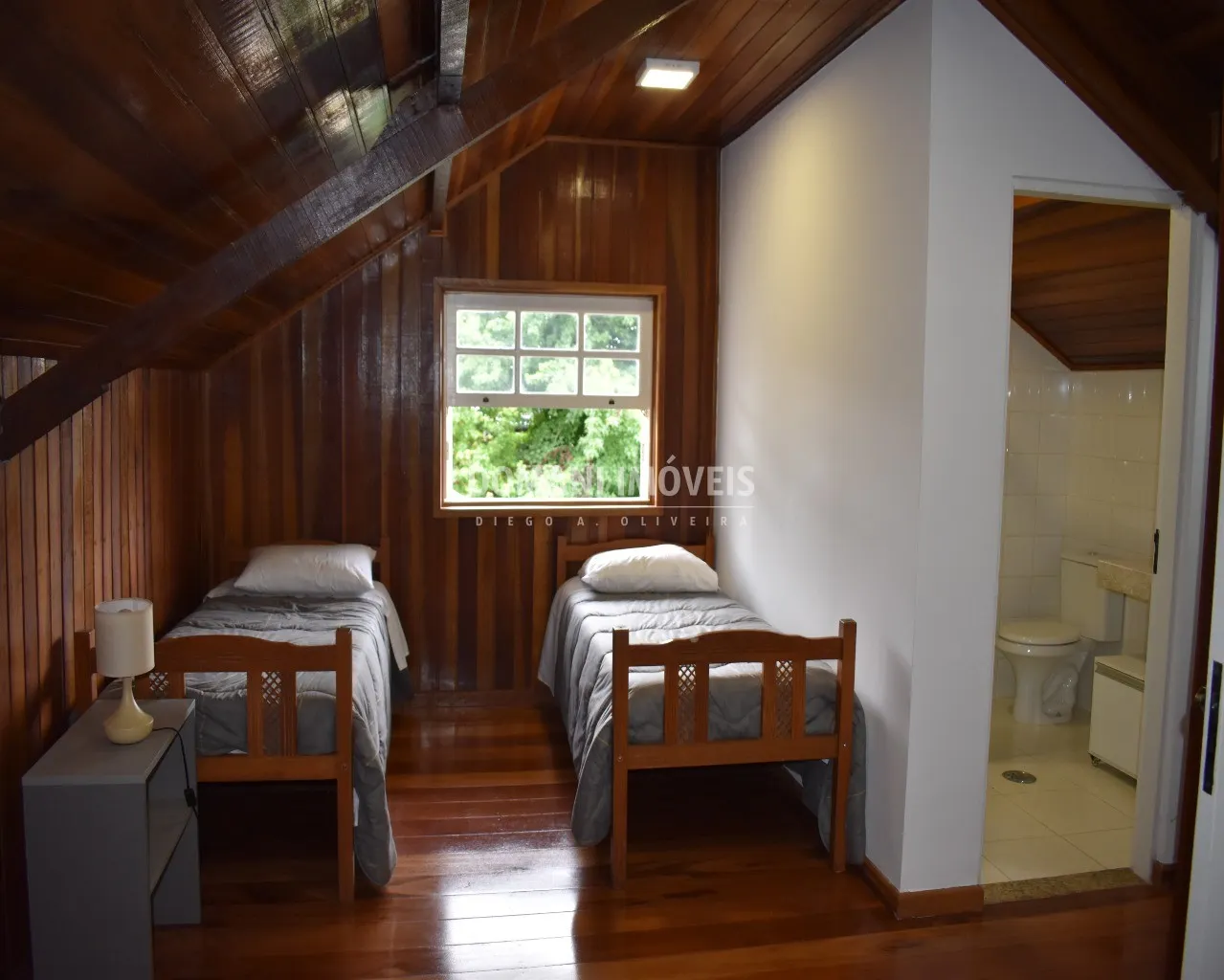 Casa à venda de 4.500 m² em Campos do Jordão, SP, Brasil