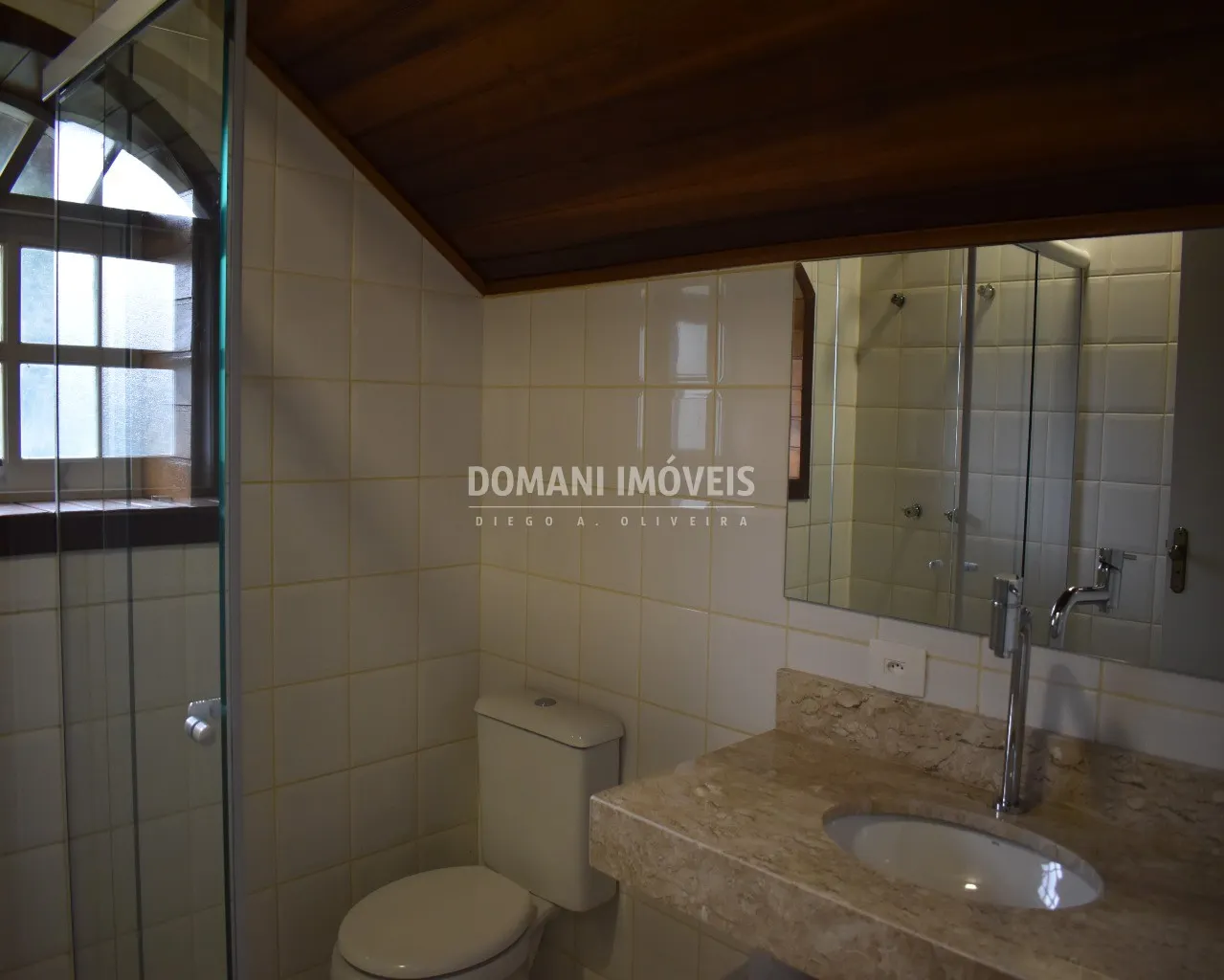Casa à venda de 4.500 m² em Campos do Jordão, SP, Brasil