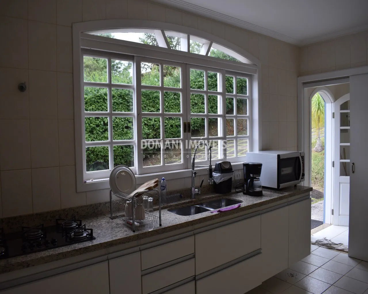 Casa à venda de 4.500 m² em Campos do Jordão, SP, Brasil