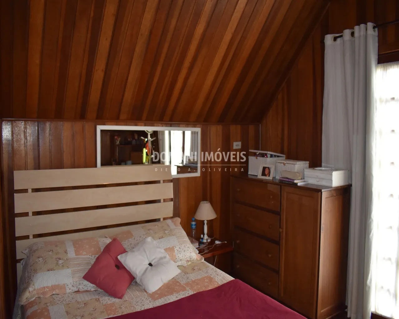 Casa à venda de 325 m² em Campos do Jordão, SP, Brasil