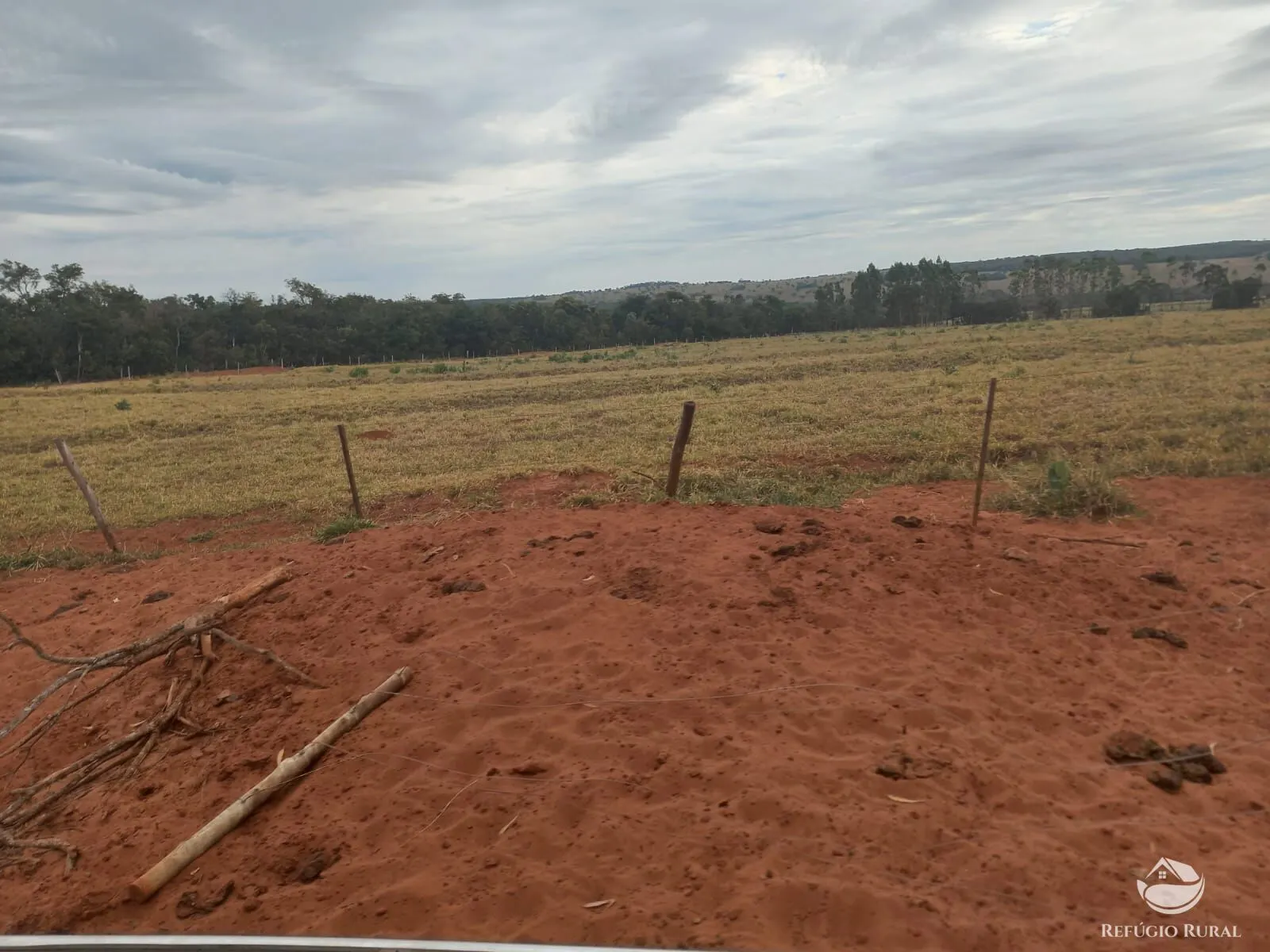 Fazenda à venda de 773 ha em Figueirão, MS, Brasil