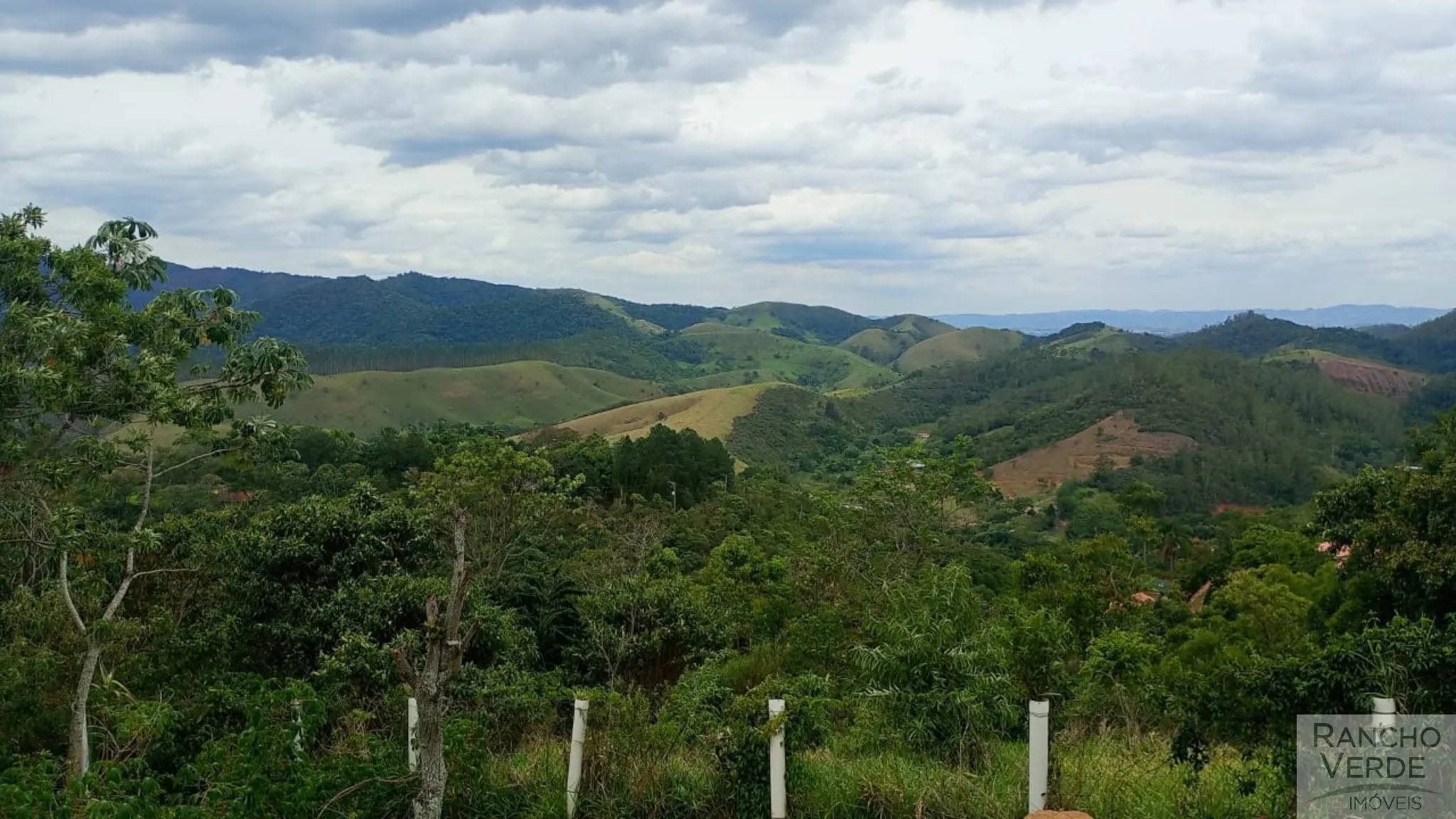 Chácara à venda de 2.500 m² em São José dos Campos, SP, Brasil